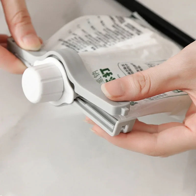 مشابك أكياس لحفظ الطعام والوجب - مراجعة Quality Kitchen Gadgets وسعره